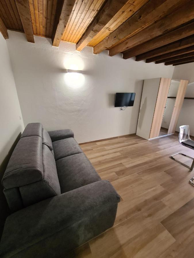 Appartamento Tortona - Milano Εξωτερικό φωτογραφία
